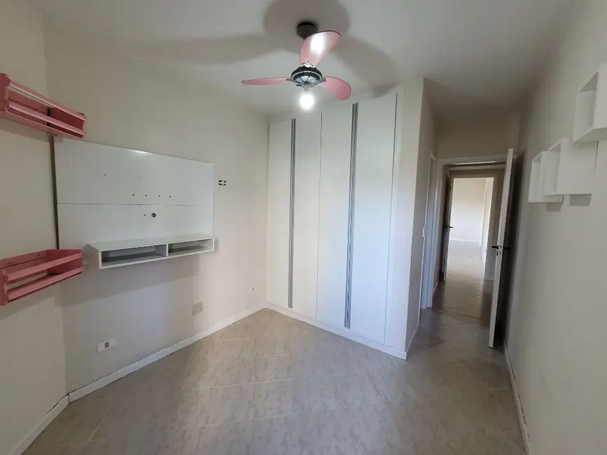 Foto 8 de Apartamento com 3 quartos à venda, 80m2 em Guaruja - SP