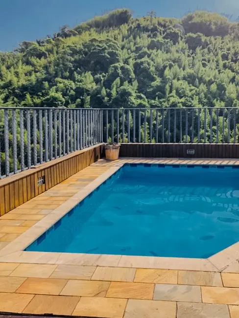 Cobertura com 3 quartos à venda, 300m2 em Barra Funda, Guaruja - SP - imagem 3 Foto 3 de Cobertura com 3 quartos à venda, 300m2 em Barra Funda, Guaruja - SP