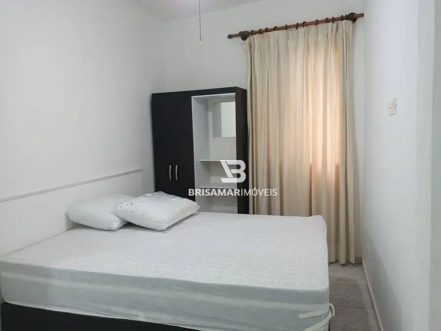 Apartamento com 4 quartos para alugar, 172m2 em Guaruja - SP - imagem 7 Foto 7 de Apartamento com 4 quartos para alugar, 172m2 em Guaruja - SP