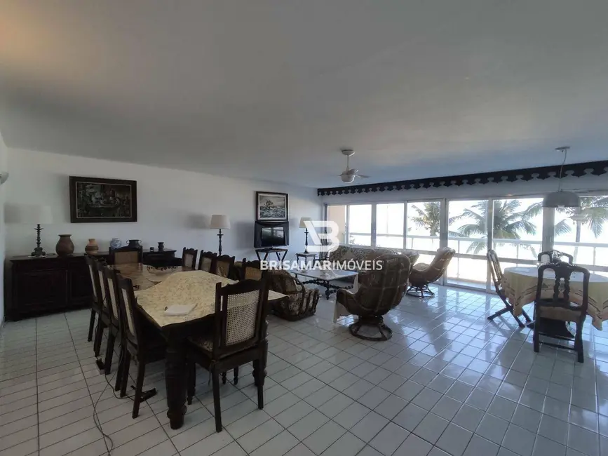 Apartamento com 4 quartos à venda e para alugar, 312m2 em Guaruja - SP - imagem 3 Foto 3 de Apartamento com 4 quartos à venda e para alugar, 312m2 em Guaruja - SP
