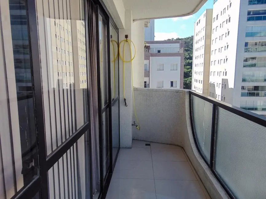 Foto 5 de Apartamento com 3 quartos para alugar, 142m2 em Barra Funda, Guaruja - SP