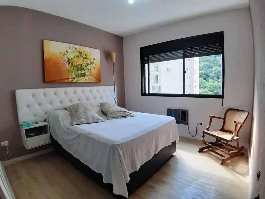 Apartamento com 3 quartos à venda, 140m2 em Barra Funda, Guaruja - SP - imagem 7 Foto 7 de Apartamento com 3 quartos à venda, 140m2 em Barra Funda, Guaruja - SP