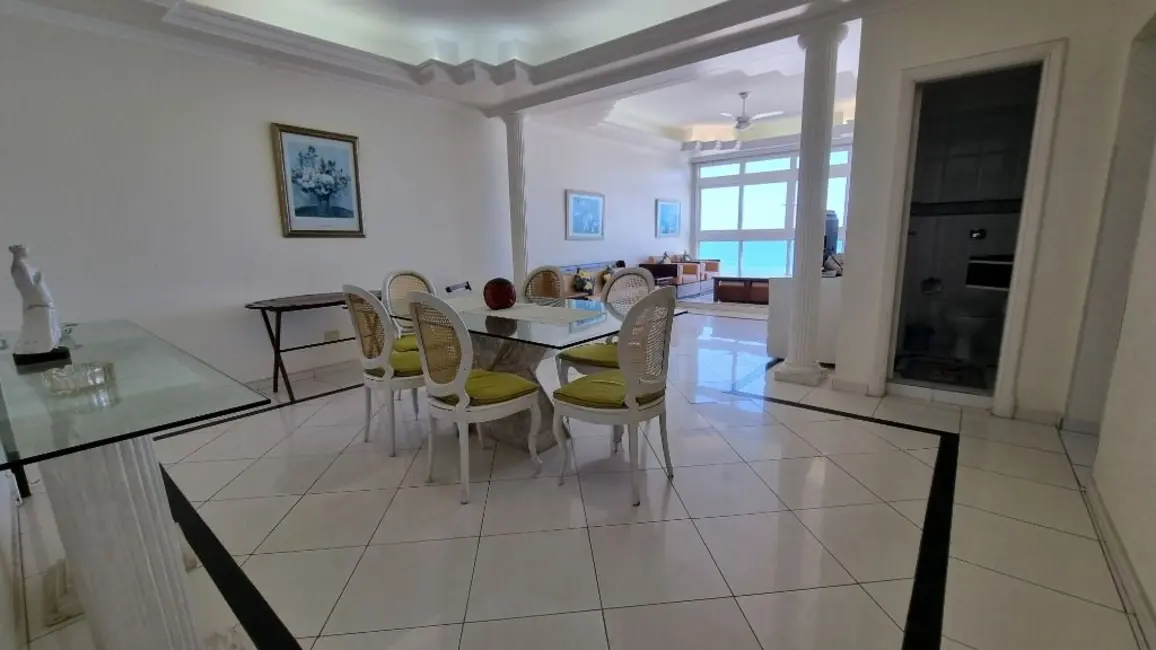 Apartamento com 5 quartos à venda, 200m2 em Guaruja - SP - imagem 8 Foto 8 de Apartamento com 5 quartos à venda, 200m2 em Guaruja - SP