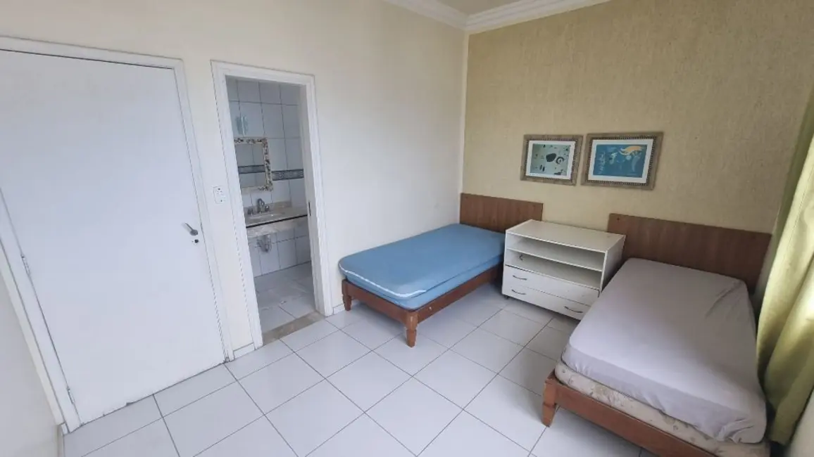 Apartamento com 3 quartos à venda, 110m2 em Guaruja - SP - imagem 9 Foto 9 de Apartamento com 3 quartos à venda, 110m2 em Guaruja - SP