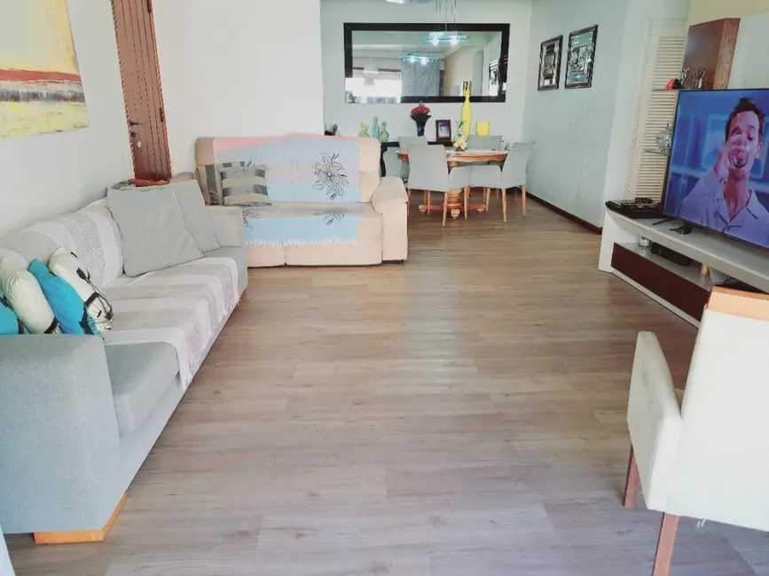 Apartamento com 4 quartos à venda, 120m2 em Jardim Las Palmas, Guaruja - SP - imagem 5 Foto 5 de Apartamento com 4 quartos à venda, 120m2 em Jardim Las Palmas, Guaruja - SP