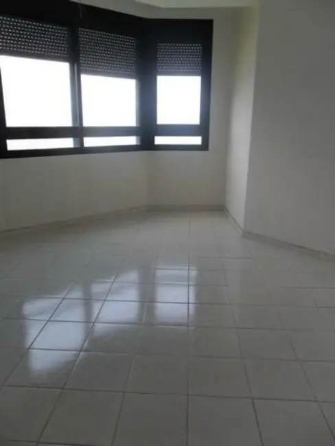Foto 9 de Apartamento com 4 quartos à venda e para alugar, 225m2 em Guaruja - SP
