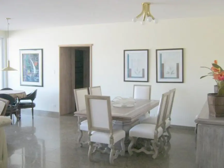 Apartamento com 4 quartos à venda, 200m2 em Guaruja - SP - imagem 8 Foto 8 de Apartamento com 4 quartos à venda, 200m2 em Guaruja - SP