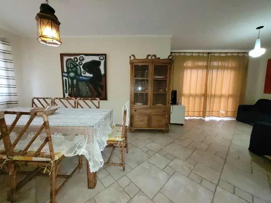 Apartamento com 3 quartos à venda, 134m2 em Guaruja - SP - imagem 1 Foto 1 de Apartamento com 3 quartos à venda, 134m2 em Guaruja - SP