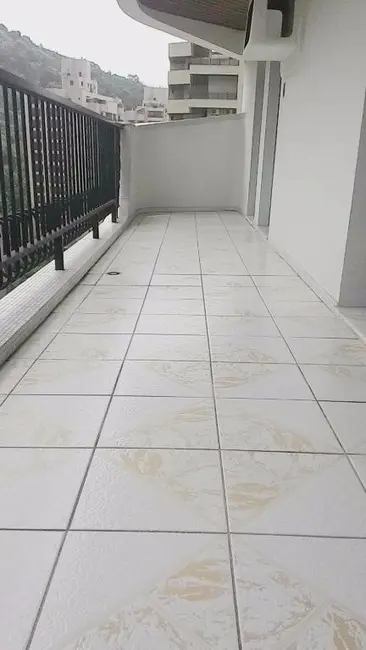 Apartamento com 3 quartos à venda, 135m2 em Barra Funda, Guaruja - SP - imagem 2 Foto 2 de Apartamento com 3 quartos à venda, 135m2 em Barra Funda, Guaruja - SP