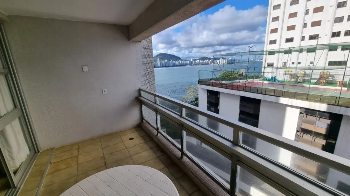 Foto 2 de Apartamento com 3 quartos à venda, 125m2 em Jardim Astúrias, Guaruja - SP