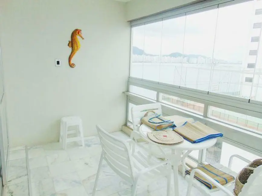 Foto 3 de Apartamento com 3 quartos à venda, 140m2 em Jardim Astúrias, Guaruja - SP