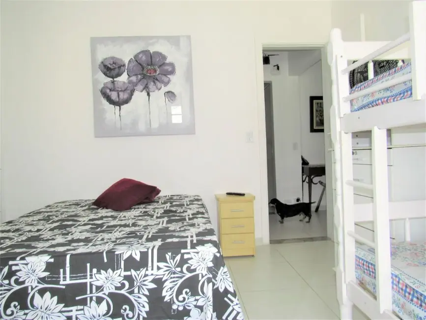 Cobertura com 4 quartos à venda e para alugar, 240m2 em Guaruja - SP - imagem 6 Foto 6 de Cobertura com 4 quartos à venda e para alugar, 240m2 em Guaruja - SP