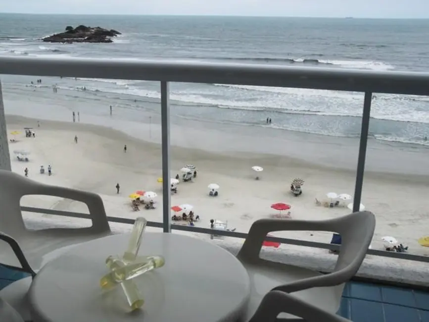 Foto 4 de Apartamento com 3 quartos à venda, 200m2 em Guaruja - SP