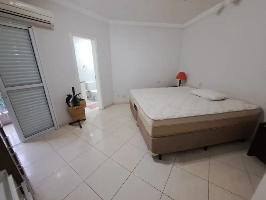Foto 4 de Apartamento com 3 quartos à venda, 221m2 em Barra Funda, Guaruja - SP