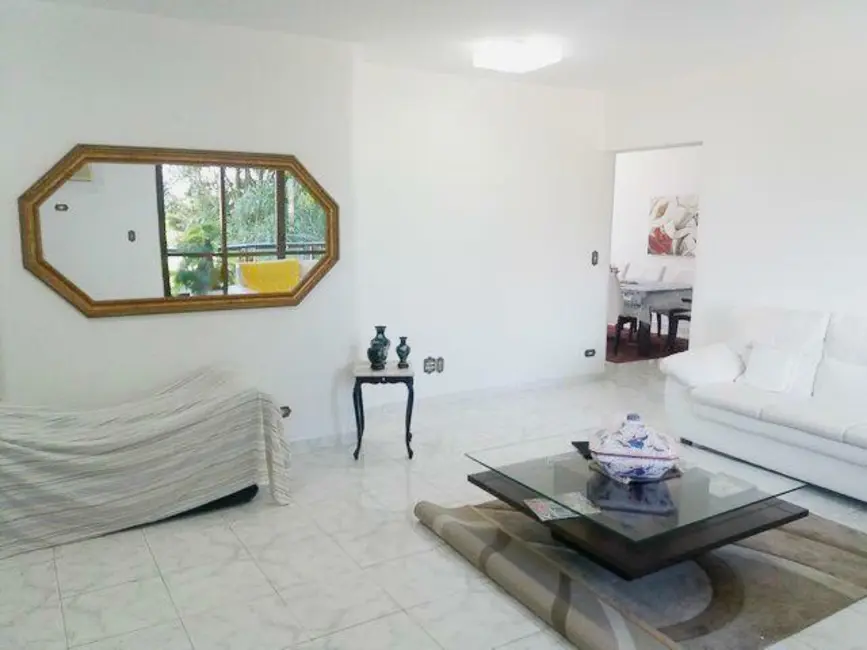 Foto 4 de Apartamento com 3 quartos à venda, 215m2 em Tombo, Guaruja - SP