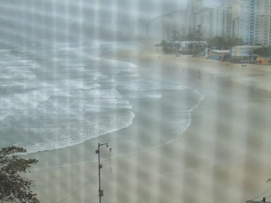 Foto 3 de Apartamento com 4 quartos à venda, 246m2 em Guaruja - SP