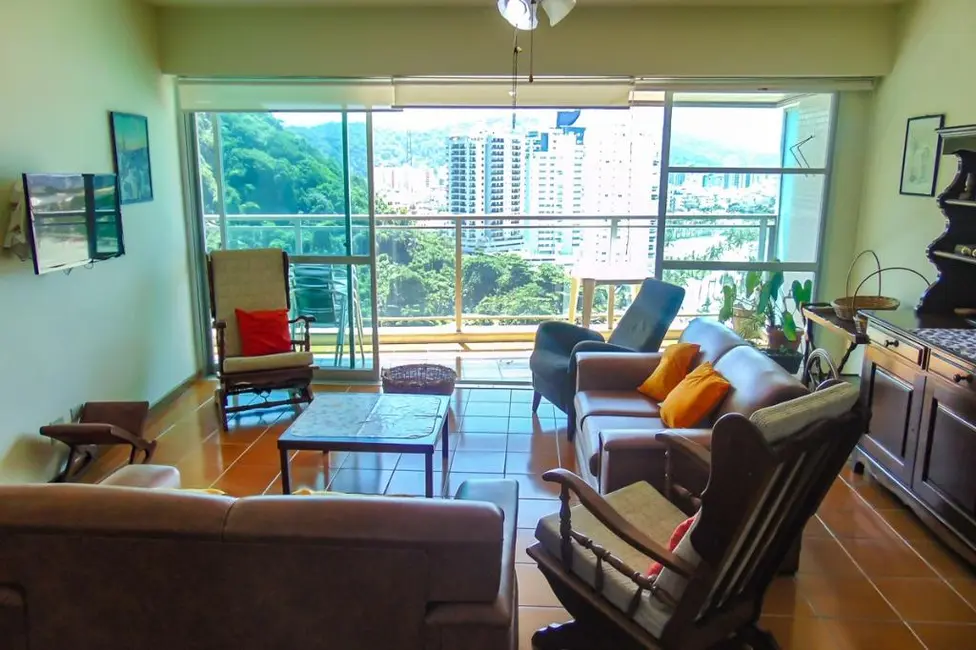 Foto 6 de Apartamento com 3 quartos à venda e para alugar, 160m2 em Guaruja - SP