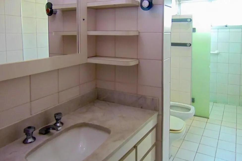 Foto 9 de Apartamento com 3 quartos à venda e para alugar, 160m2 em Guaruja - SP