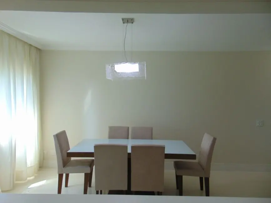 Foto 2 de Apartamento com 2 quartos à venda, 105m2 em Jardim Astúrias, Guaruja - SP