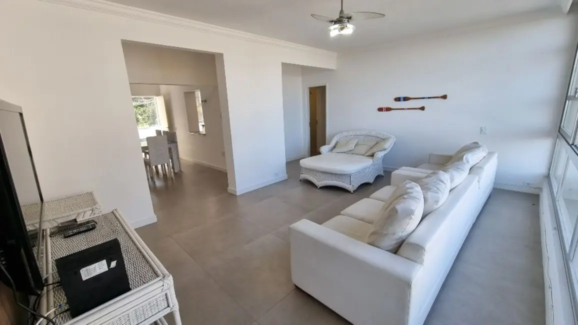 Foto 4 de Apartamento com 3 quartos à venda, 140m2 em Guaruja - SP