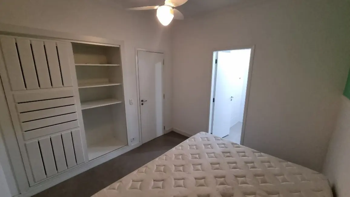 Foto 9 de Apartamento com 3 quartos à venda, 140m2 em Guaruja - SP