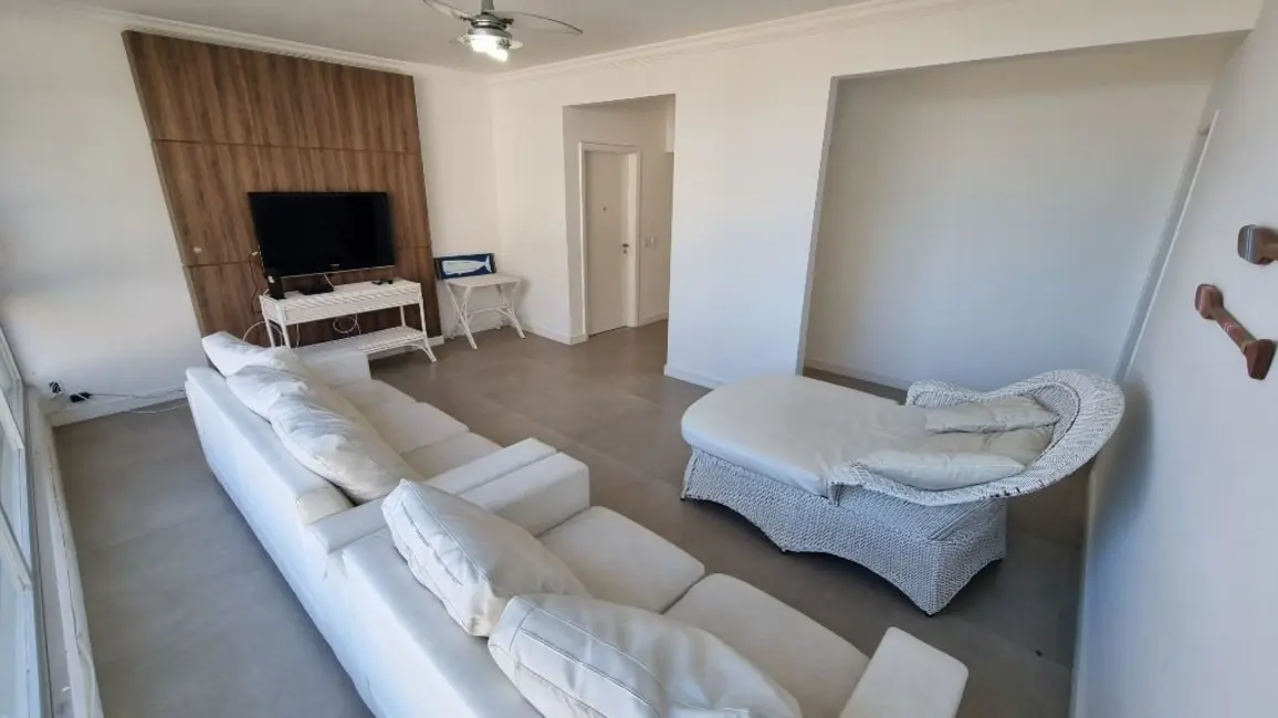 Foto 3 de Apartamento com 3 quartos à venda, 140m2 em Guaruja - SP