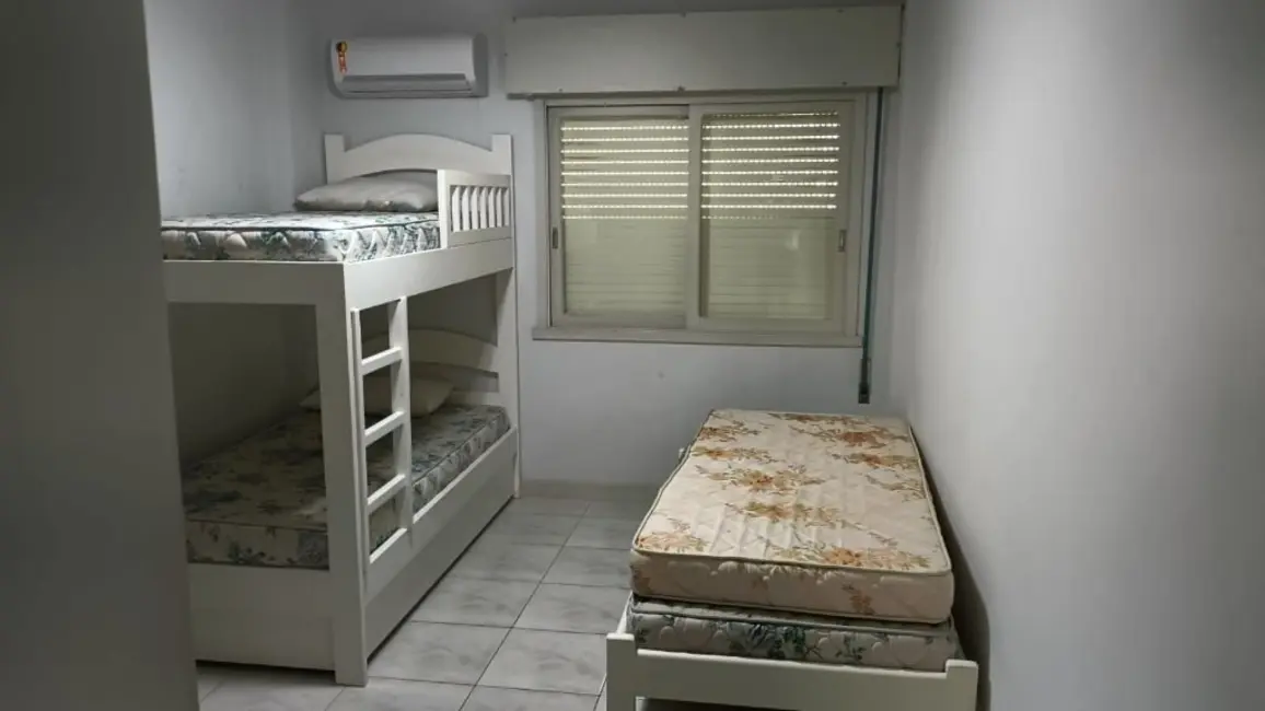 Foto 8 de Apartamento com 3 quartos à venda, 130m2 em Guaruja - SP
