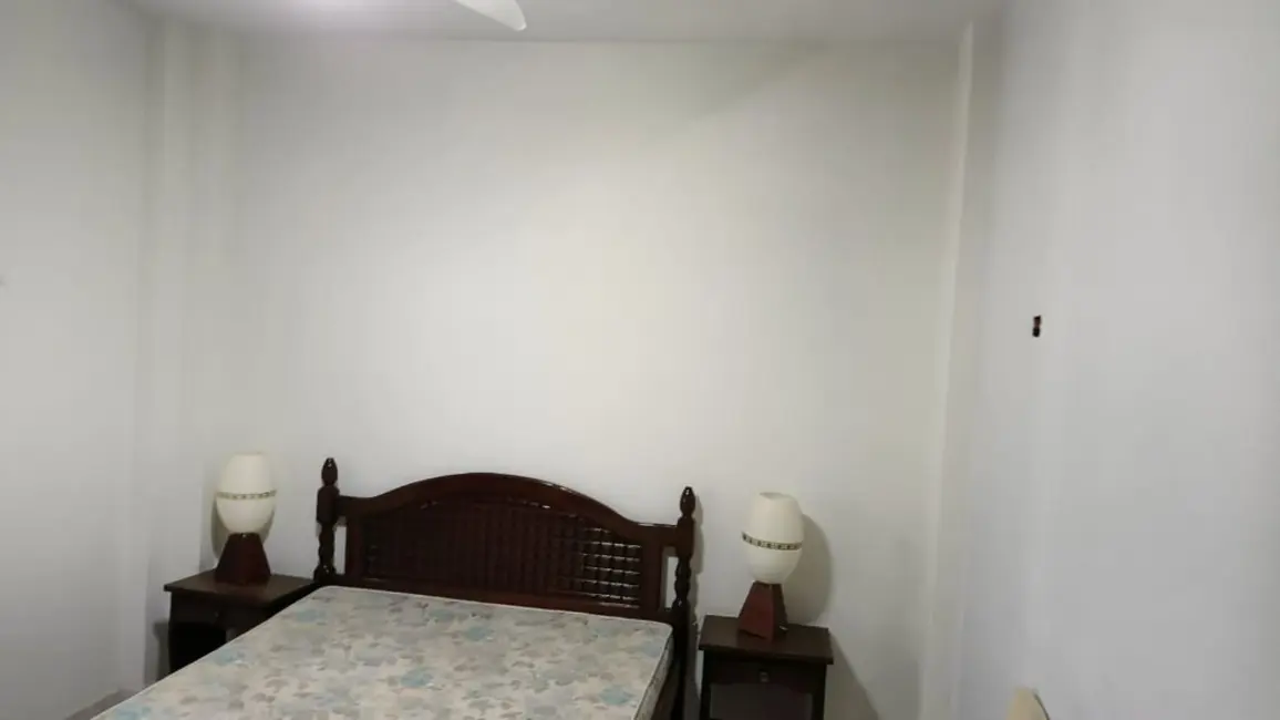 Foto 5 de Apartamento com 3 quartos à venda, 130m2 em Guaruja - SP