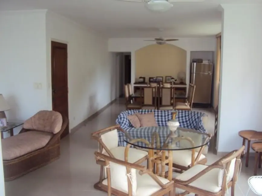 Apartamento com 4 quartos à venda, 279m2 em Guaruja - SP - imagem 6 Foto 6 de Apartamento com 4 quartos à venda, 279m2 em Guaruja - SP