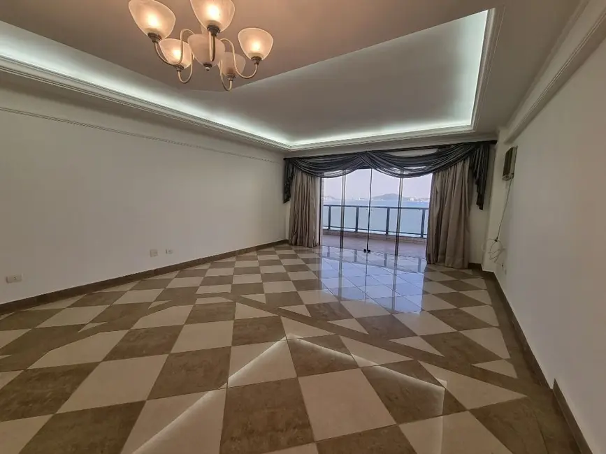 Foto 6 de Apartamento com 3 quartos à venda, 150m2 em Vila Luis Antônio, Guaruja - SP