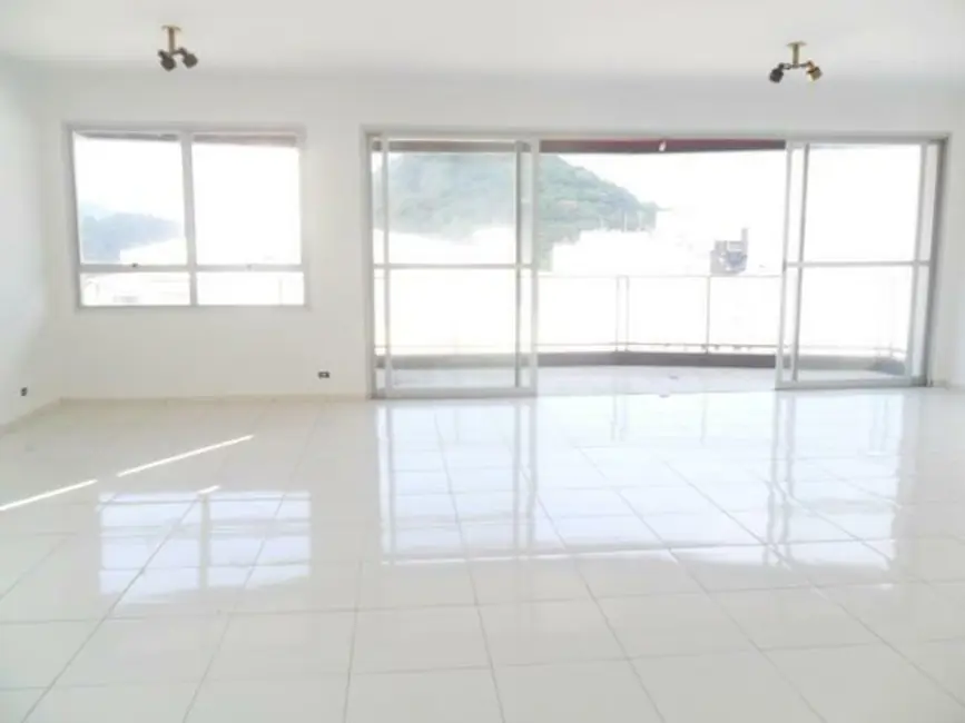 Foto 4 de Apartamento com 3 quartos à venda, 250m2 em Guaruja - SP