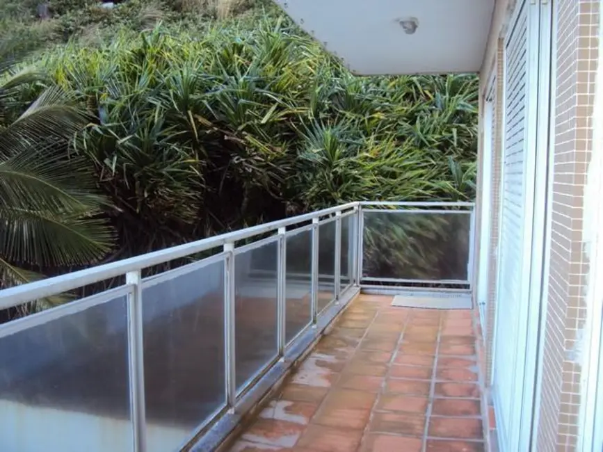 Apartamento com 3 quartos à venda, 152m2 em Jardim Astúrias, Guaruja - SP - imagem 4 Foto 4 de Apartamento com 3 quartos à venda, 152m2 em Jardim Astúrias, Guaruja - SP
