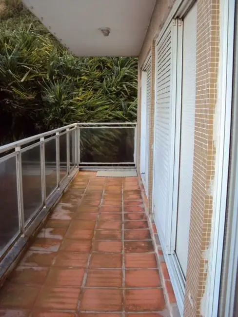 Apartamento com 3 quartos à venda, 152m2 em Jardim Astúrias, Guaruja - SP - imagem 5 Foto 5 de Apartamento com 3 quartos à venda, 152m2 em Jardim Astúrias, Guaruja - SP