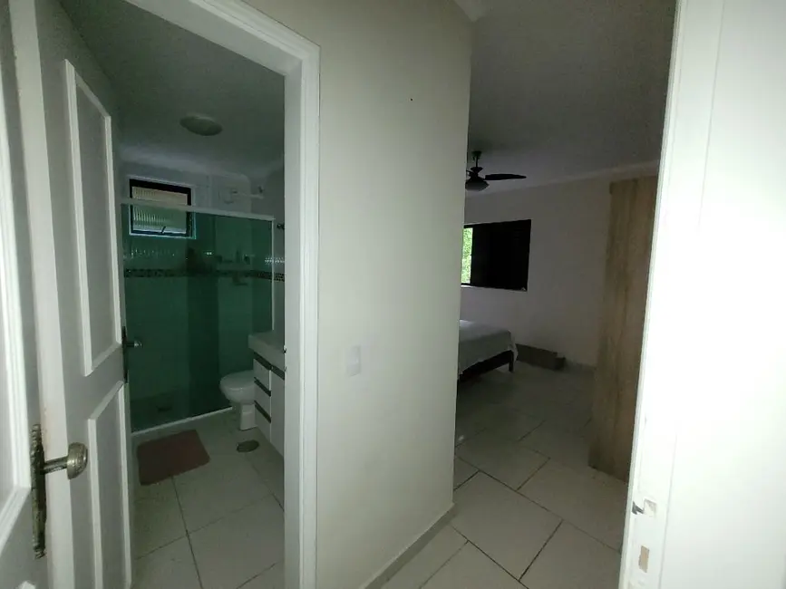 Apartamento com 3 quartos à venda, 134m2 em Barra Funda, Guaruja - SP - imagem 4 Foto 4 de Apartamento com 3 quartos à venda, 134m2 em Barra Funda, Guaruja - SP