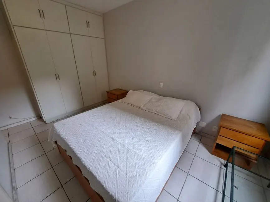 Apartamento com 3 quartos à venda, 145m2 em Barra Funda, Guaruja - SP - imagem 8 Foto 8 de Apartamento com 3 quartos à venda, 145m2 em Barra Funda, Guaruja - SP