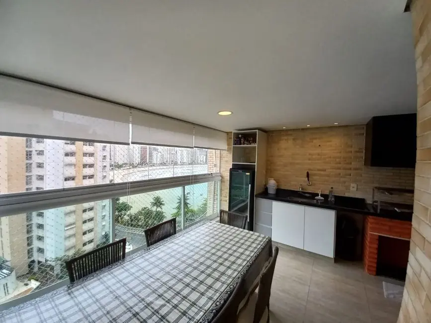 Foto 2 de Apartamento com 3 quartos à venda, 117m2 em Jardim Astúrias, Guaruja - SP