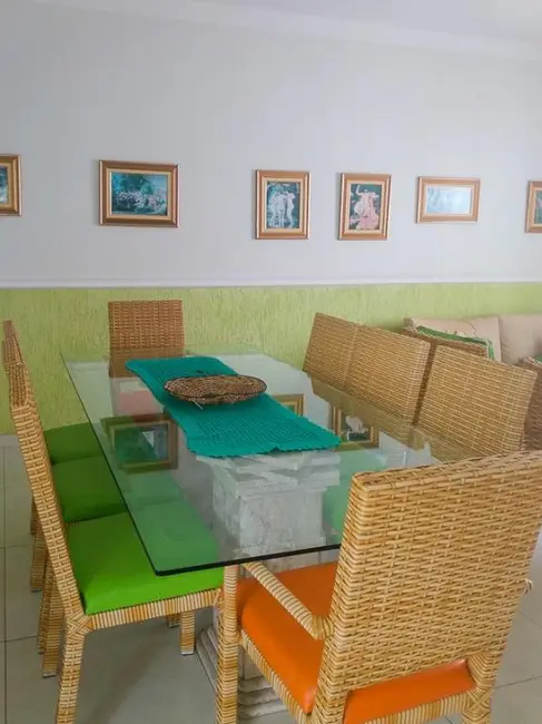 Foto 3 de Apartamento com 3 quartos à venda, 97m2 em Guaruja - SP