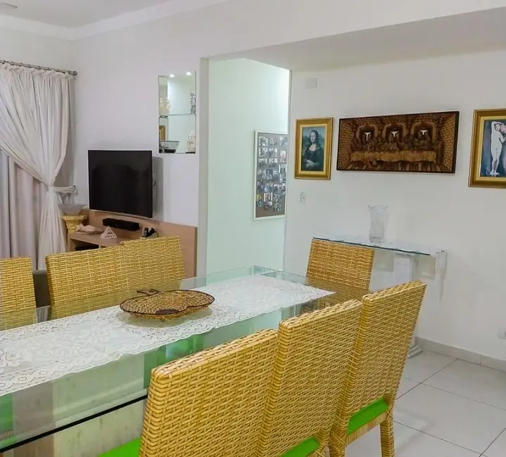 Foto 2 de Apartamento com 3 quartos à venda, 97m2 em Guaruja - SP