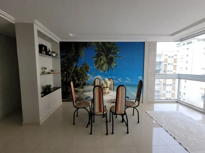 Foto 1 de Apartamento com 4 quartos à venda, 113m2 em Barra Funda, Guaruja - SP