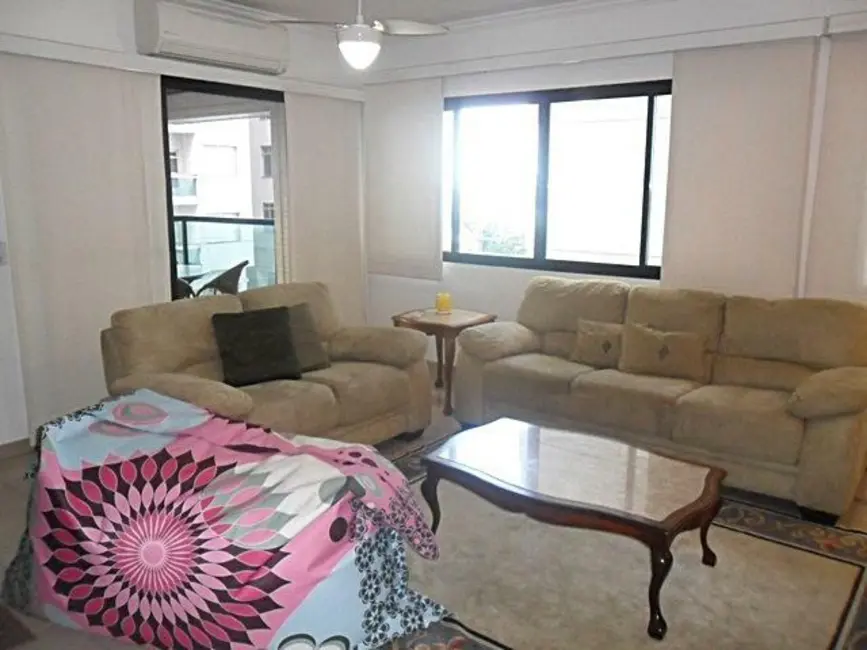 Apartamento com 4 quartos à venda e para alugar, 149m2 em Barra Funda, Guaruja - SP - imagem 4 Foto 4 de Apartamento com 4 quartos à venda e para alugar, 149m2 em Barra Funda, Guaruja - SP