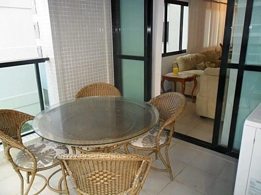 Foto 2 de Apartamento com 4 quartos à venda e para alugar, 149m2 em Barra Funda, Guaruja - SP