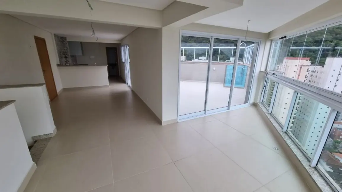 Cobertura com 3 quartos à venda, 389m2 em Guaruja - SP - imagem 4 Foto 4 de Cobertura com 3 quartos à venda, 389m2 em Guaruja - SP