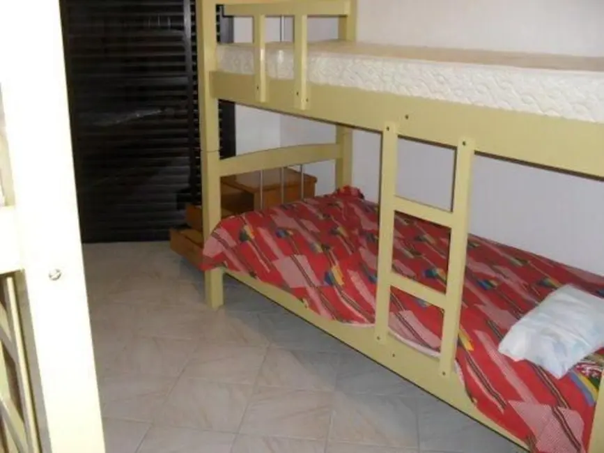 Apartamento com 3 quartos à venda, 140m2 em Barra Funda, Guaruja - SP - imagem 7 Foto 7 de Apartamento com 3 quartos à venda, 140m2 em Barra Funda, Guaruja - SP