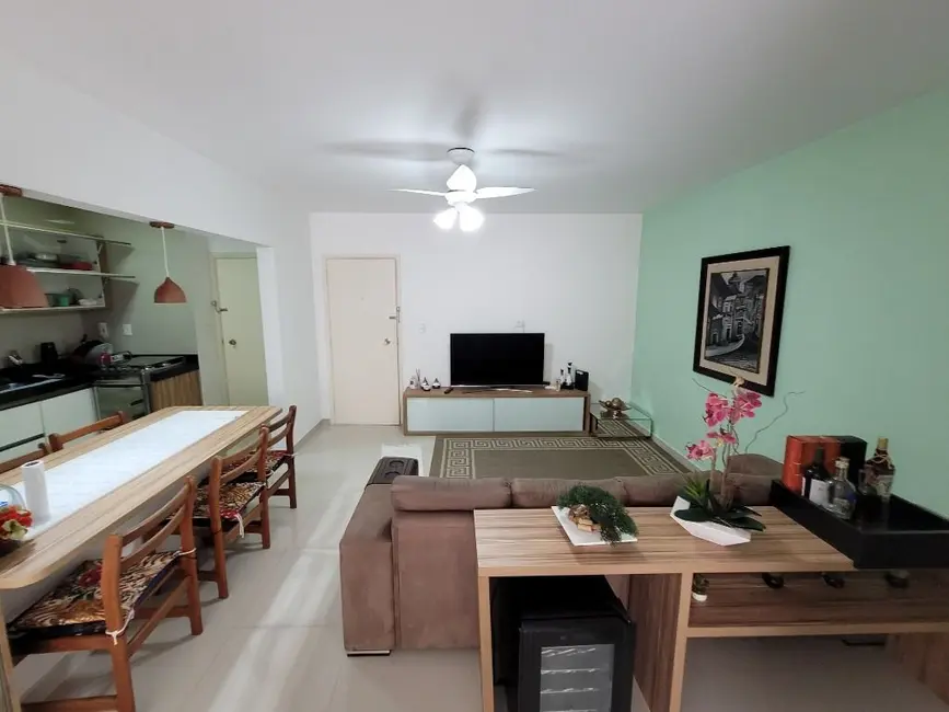 Foto 4 de Apartamento com 4 quartos à venda, 105m2 em Guaruja - SP