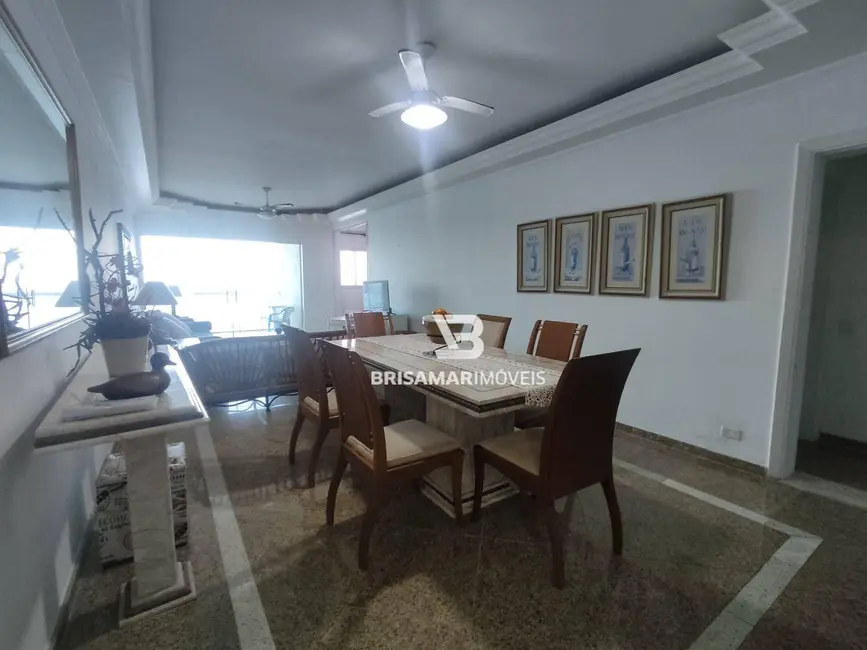 Foto 7 de Apartamento com 3 quartos à venda, 220m2 em Guaruja - SP