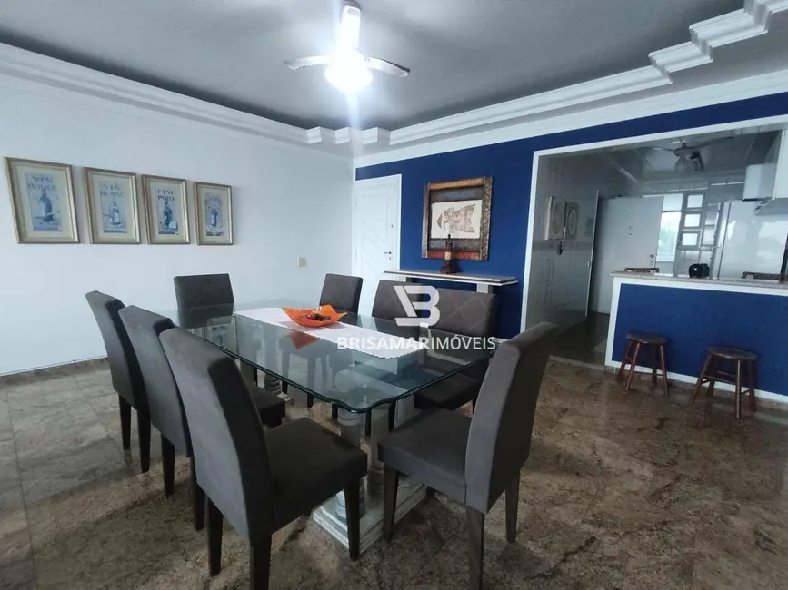 Foto 4 de Apartamento com 4 quartos à venda, 220m2 em Guaruja - SP