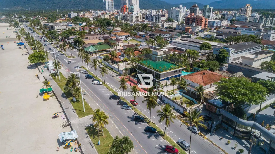 Sobrado com 20 quartos à venda, 1740m2 em Loteamento João Batista Julião, Guaruja - SP - imagem 9 Foto 9 de Sobrado com 20 quartos à venda, 1740m2 em Loteamento João Batista Julião, Guaruja - SP