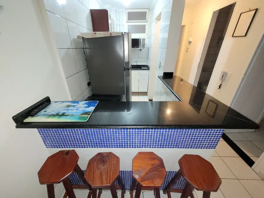 Foto 4 de Apartamento com 1 quarto à venda, 36m2 em Guaruja - SP