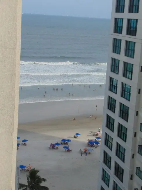 Apartamento com 3 quartos à venda, 140m2 em Barra Funda, Guaruja - SP - imagem 8 Foto 8 de Apartamento com 3 quartos à venda, 140m2 em Barra Funda, Guaruja - SP