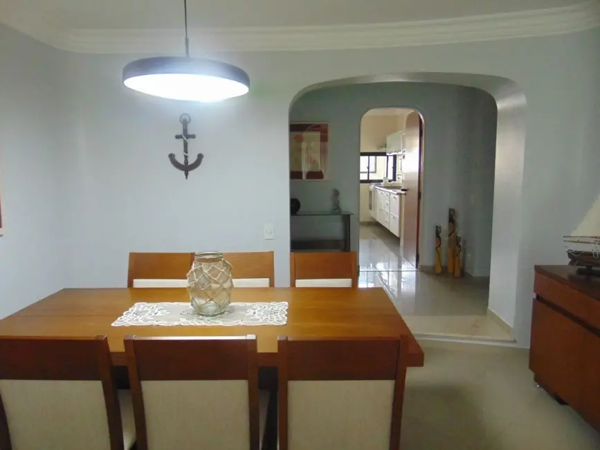 Apartamento com 3 quartos à venda, 140m2 em Barra Funda, Guaruja - SP - imagem 3 Foto 3 de Apartamento com 3 quartos à venda, 140m2 em Barra Funda, Guaruja - SP